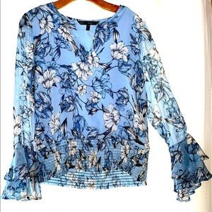 WHBM NWOT Blue 	Bell Bottom Sleeve Floral Blouse, MEDIUM